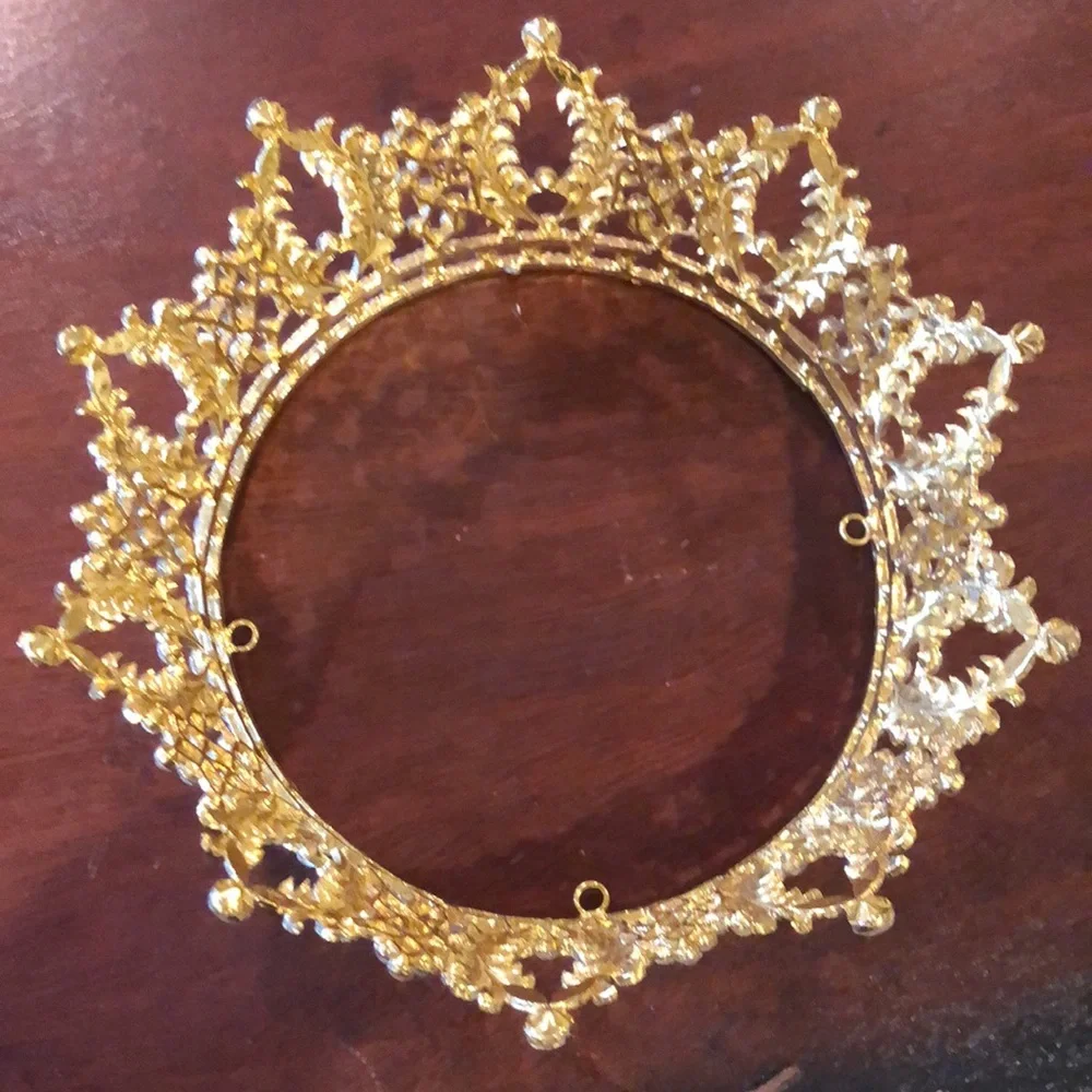 NWT5” width Golden Yellow Rhinestone Covered Crown w/built in hair hoops for pin - Picture 5 of 9